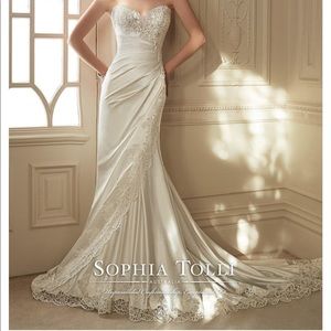 NWT Size 6 Sophia Tolli Morrigan Sample Wedding Dress Y11642
